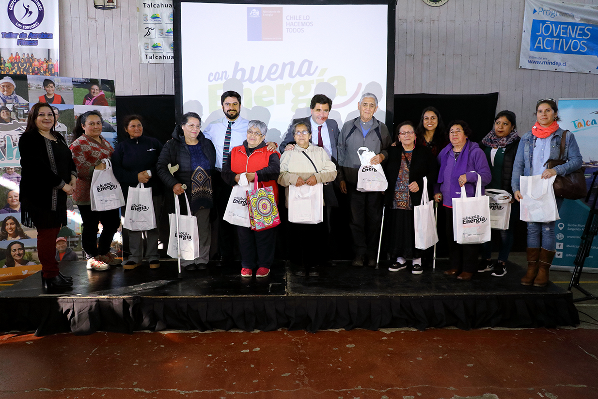 200 familias de Talcahuano reciben capacitación y un kit de eficiencia energética