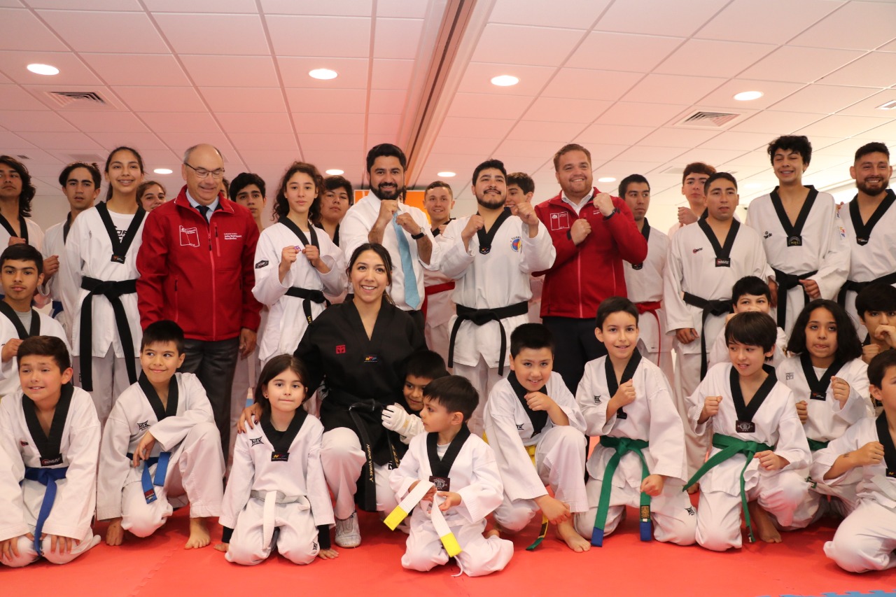 Palacio del Deporte reabre sus puertas con nueva y moderna infraestructura