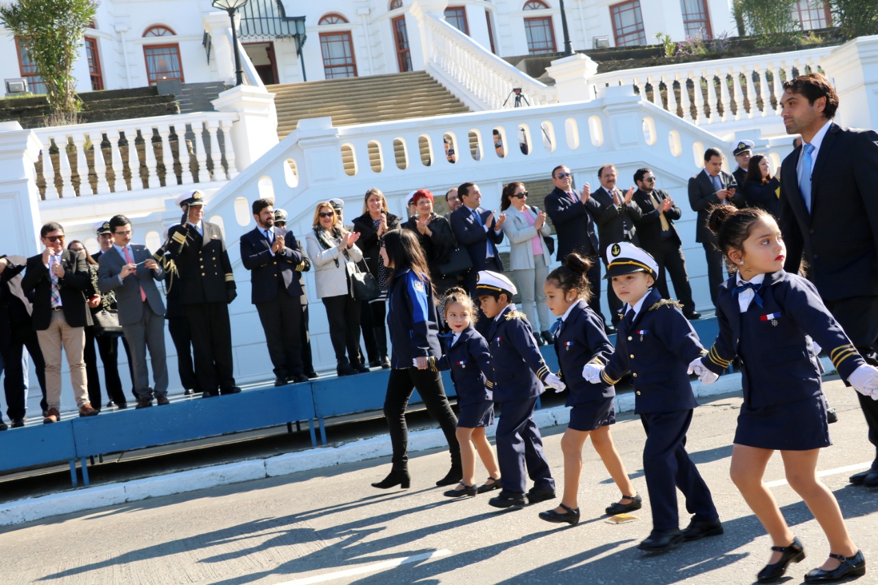 Mes del Mar: Cerca de 3 mil estudiantes de la Provincia rindieron homenaje a las Glorias Navales