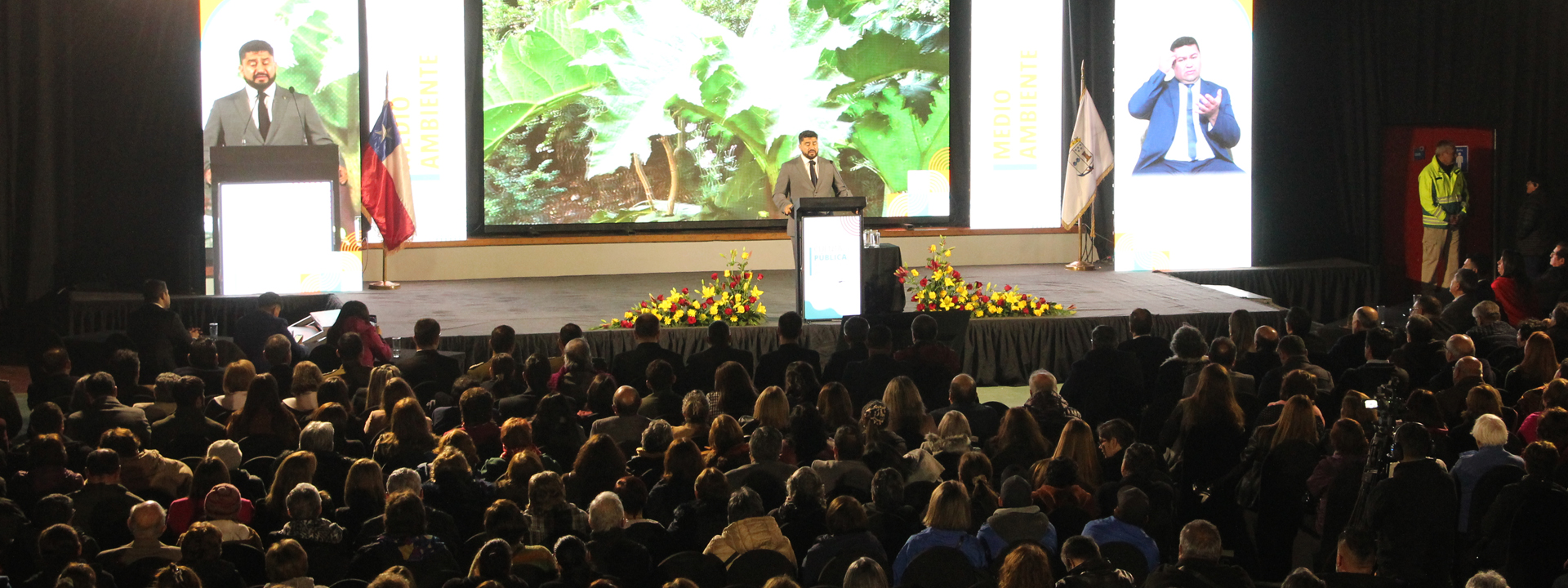 Alcalde Campos anuncia nuevas farmacias, veterinaria móvil, centros de salud y central de cámaras